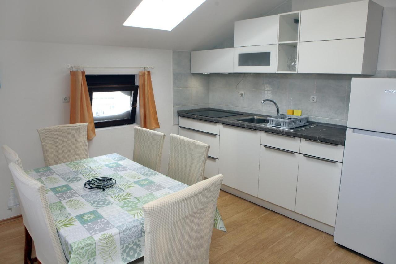 ❷⓿❷❸ Apartment Dolphin Изола Экстерьер фото